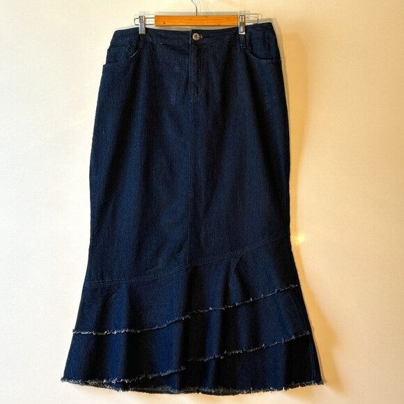 Ashley Stewart SZ 16 Denim 5 pocket Maxi /Midi skirt classic essential wardrobe - Picture 2 of 8